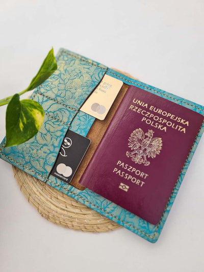 Etui skórzane na paszport Turkusowe