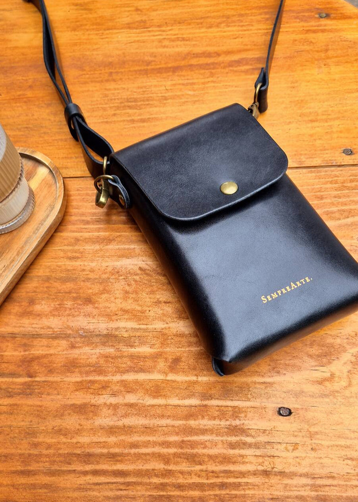 Nancy Leather Phone Bag Black 