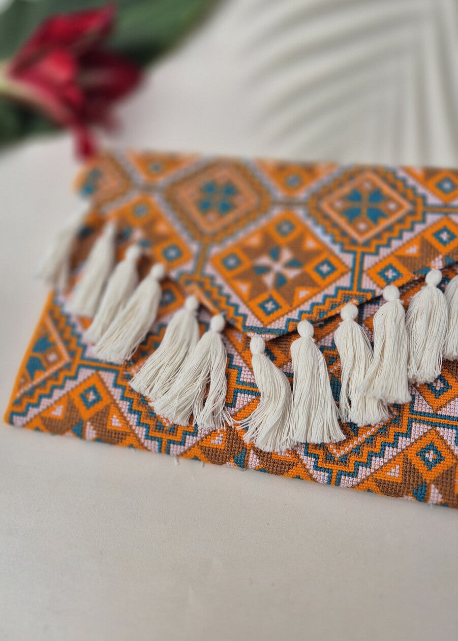 Malva clutch bag