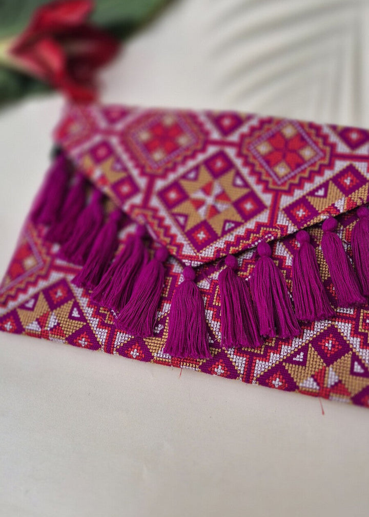 Malva clutch bag