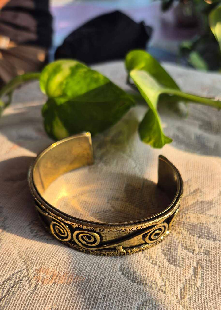 Bransoletka z mosiądzu Adra