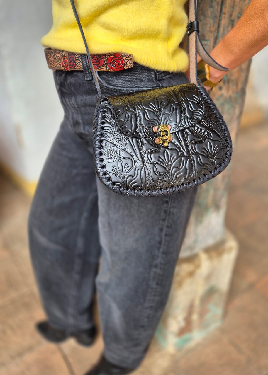 Torebka skórzana Julia Czarna