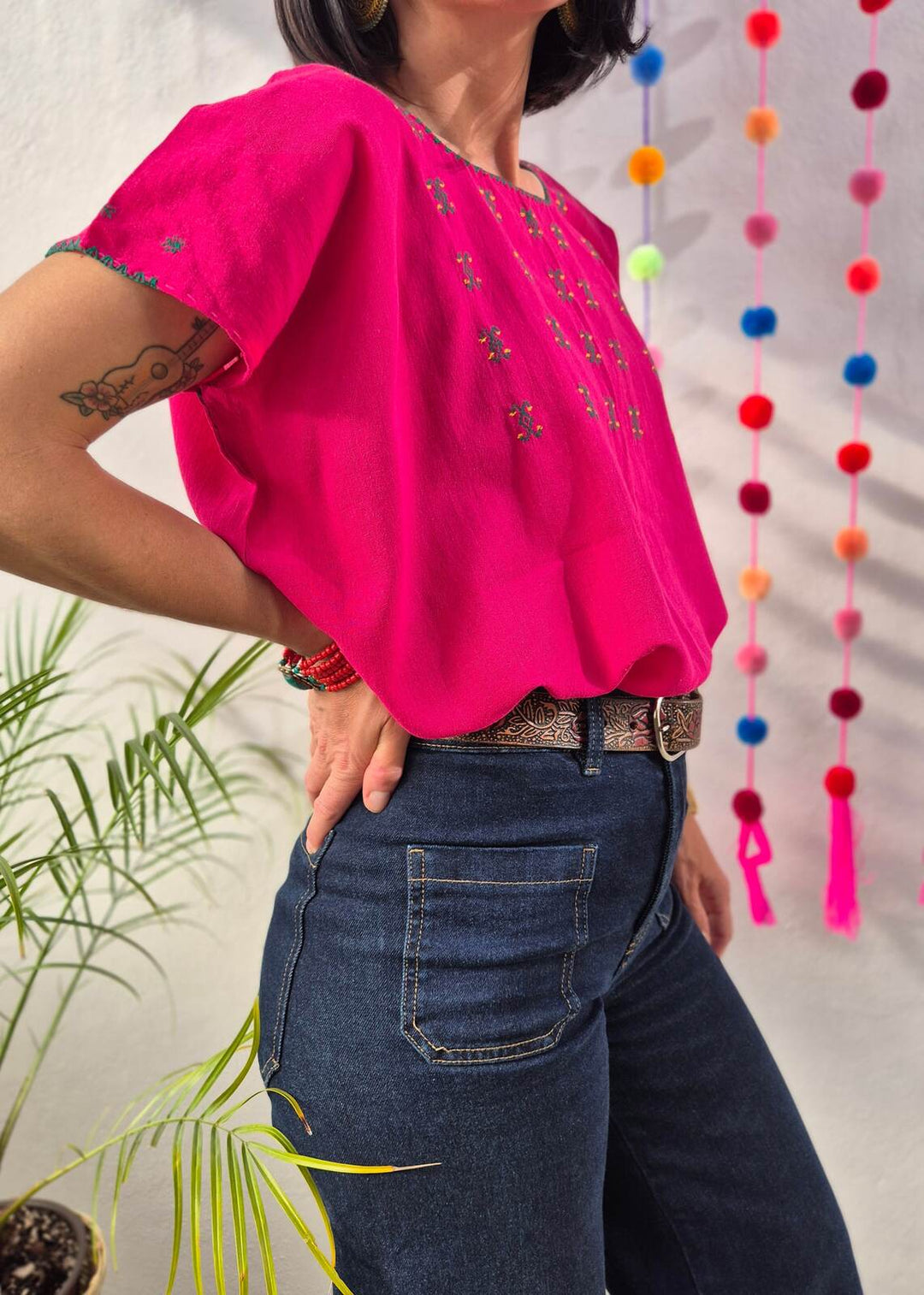 Bluzka haftowana Manuela Fuksja