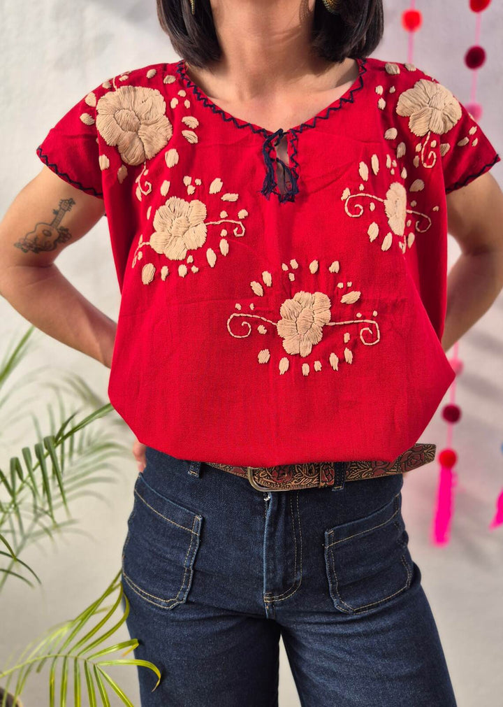 Bluzka haftowana Pama