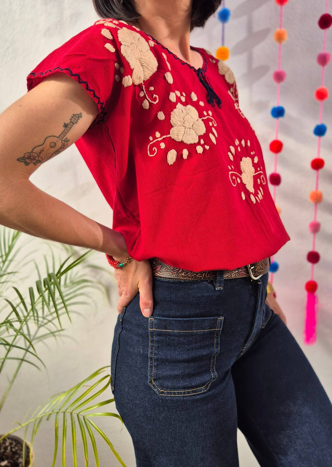 Bluzka haftowana Pama