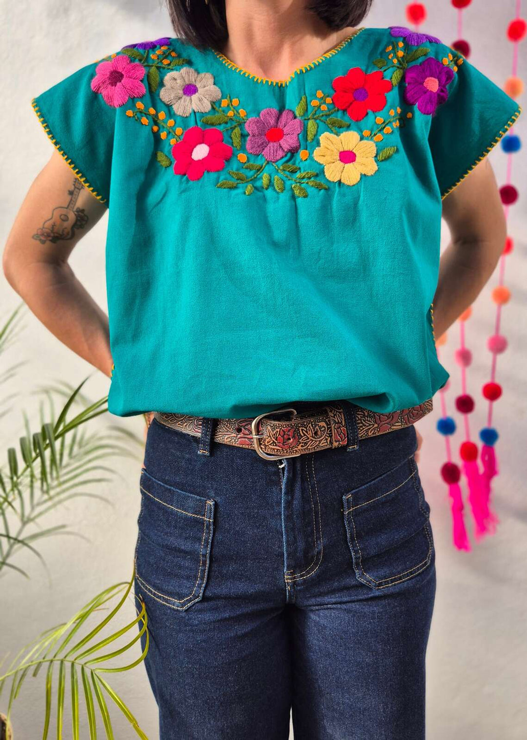 Bluzka haftowana Bordado Turkusowa