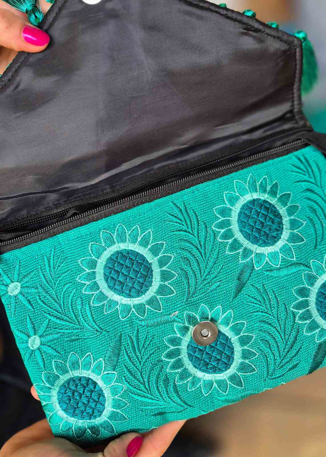 Clara clutch bag