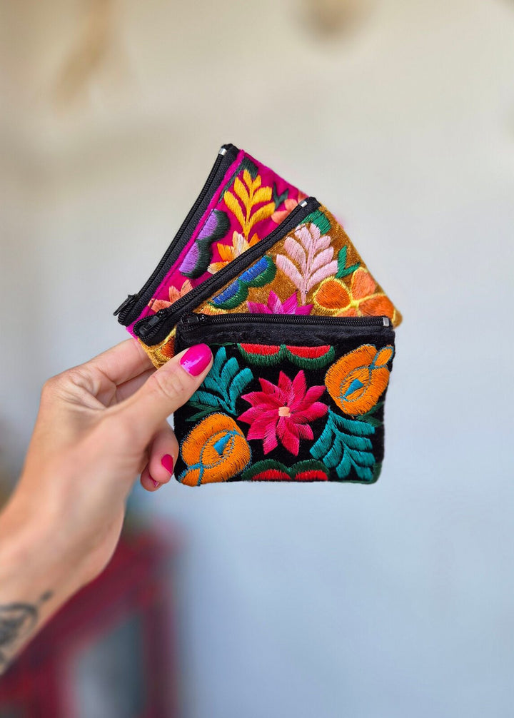 Bolso Bordado Chica