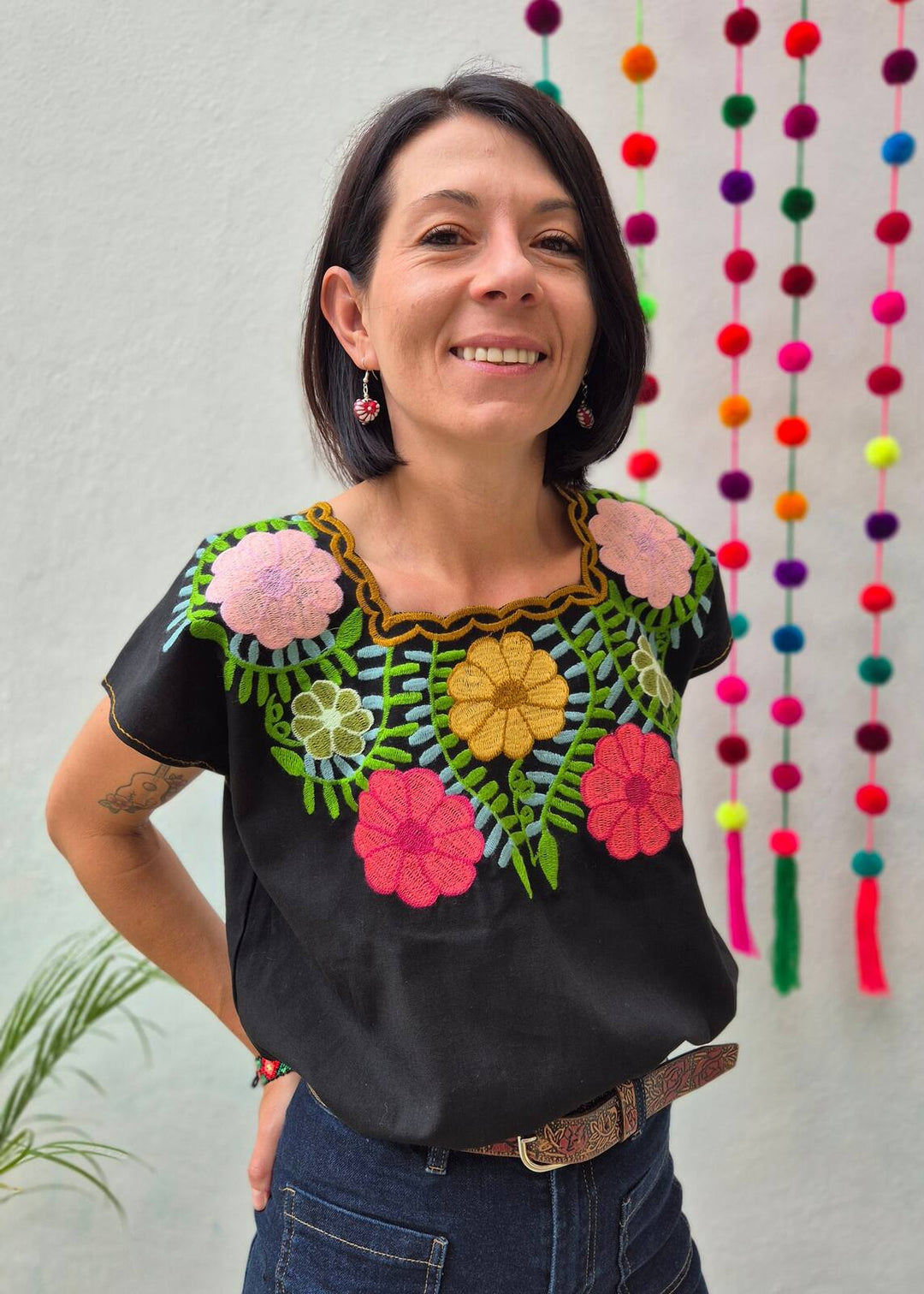 Blusa Flores Negra