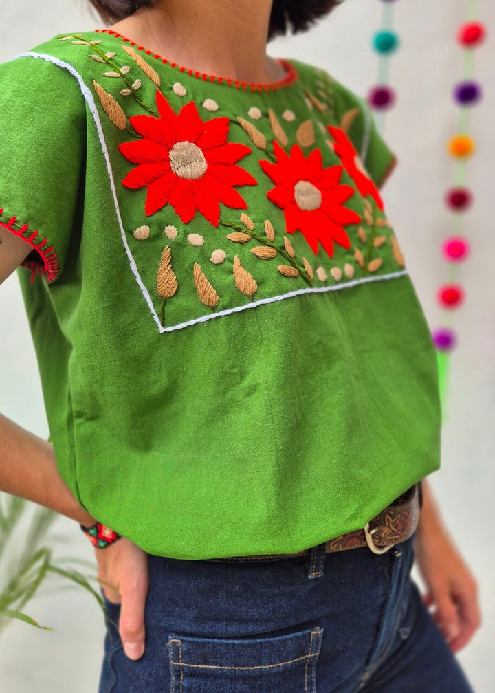Blusa Bordada Verde