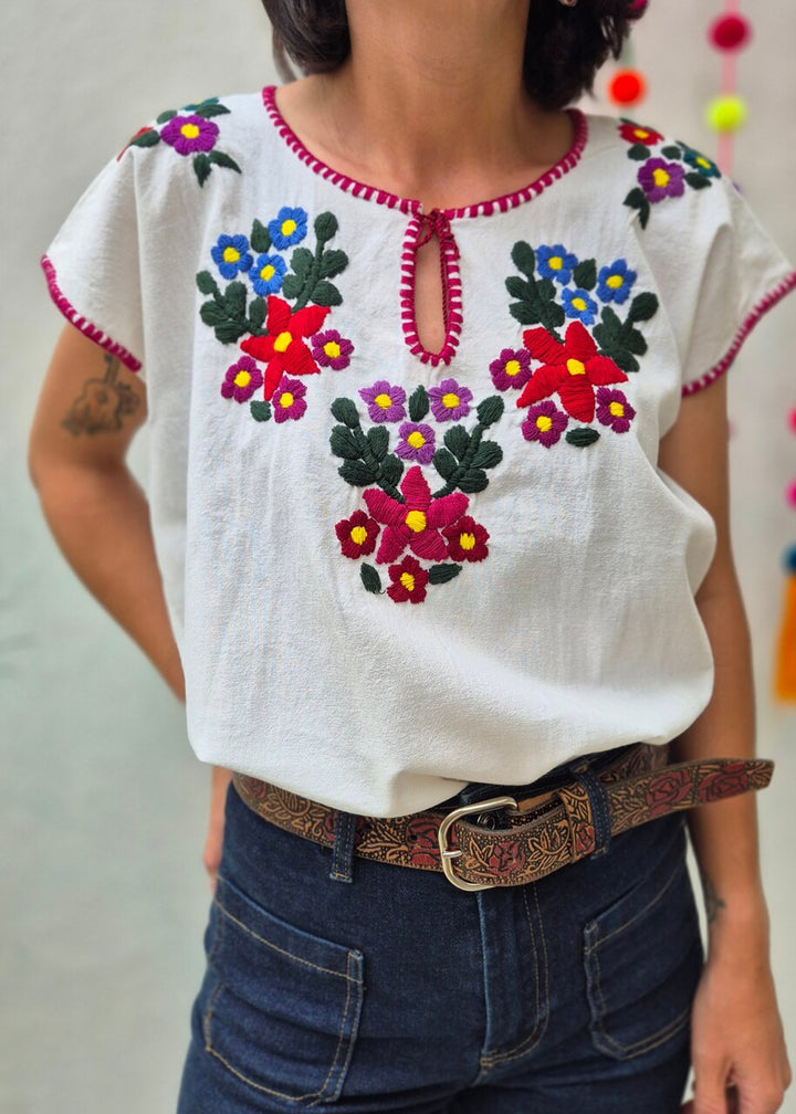 Blusa Bordada Blanca