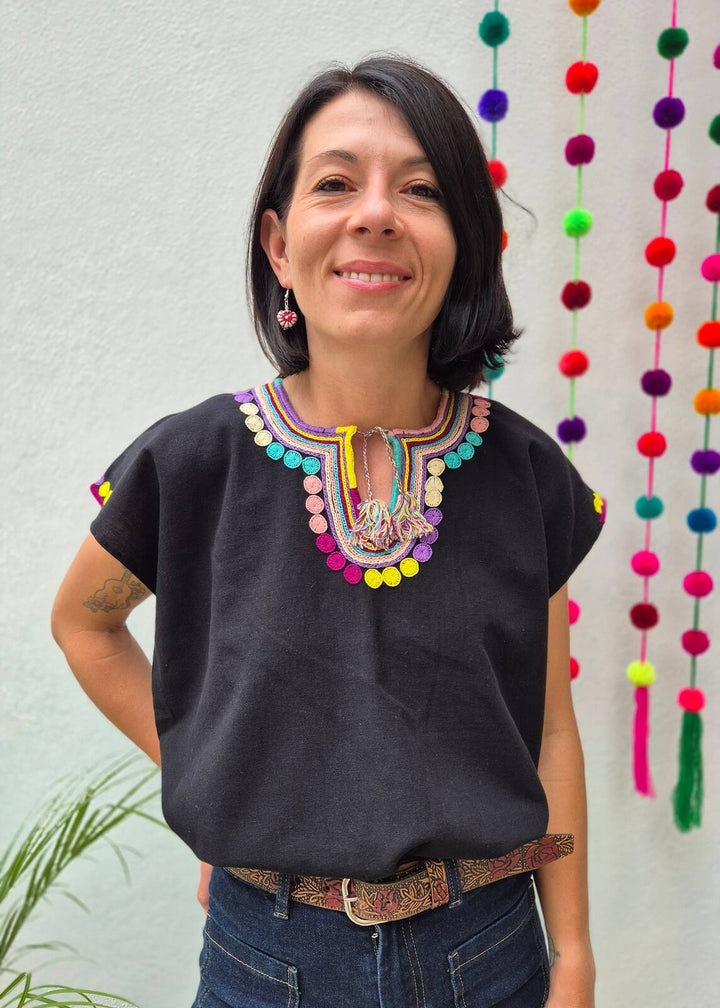 Blusa Flores Negra