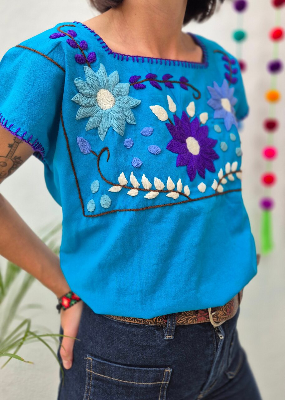 Blusa Bordada Verde