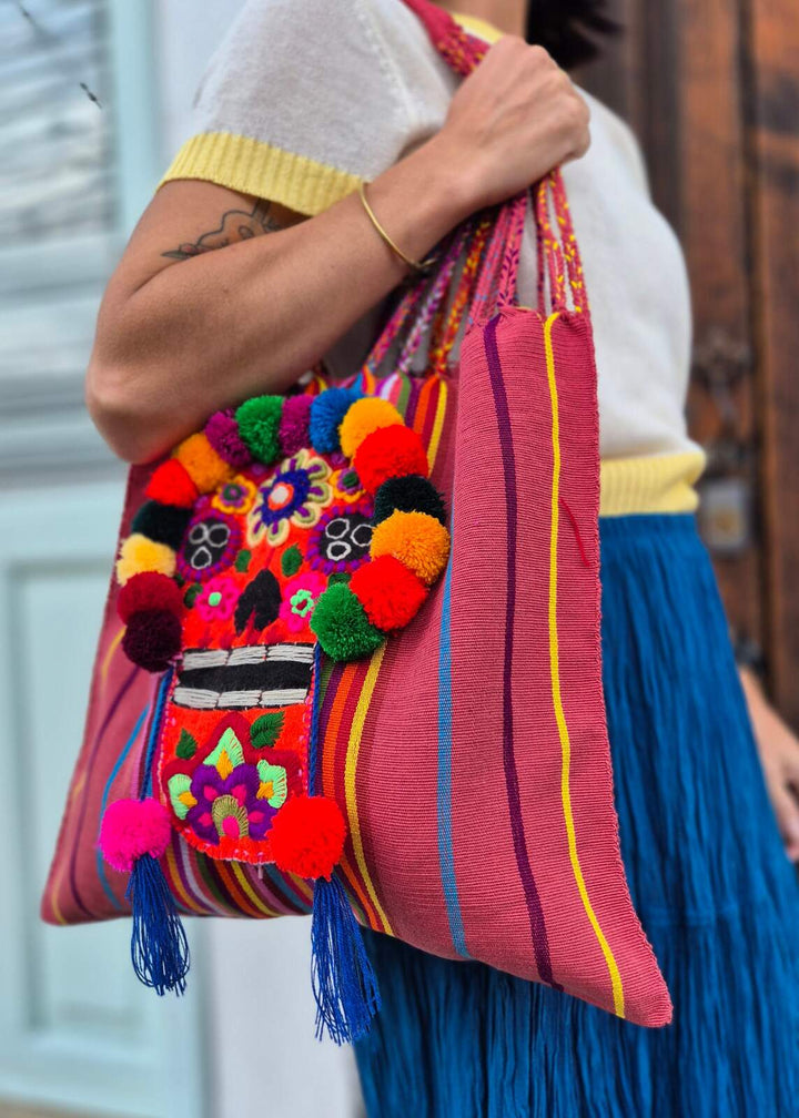 Bolsa bordada de Catrina