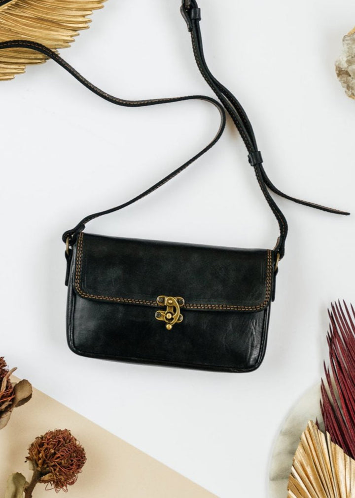 Akna Leather Bag Black