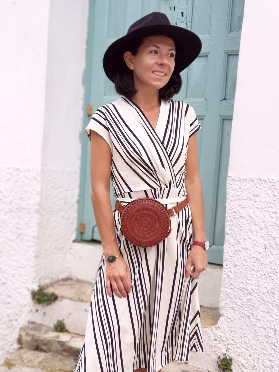 SEMPREARTE aktówka damska torebki torba ręcznie robiona kuferek plecak bluzka portfel skórzana handmade rękodzieło unikatowe z Meksyku vintage klasyczny skóra naturalna podróż Etsy Gwatemala biżuteria bransoletki kolczyki korale zapatyści naszyjnik prezent premium góralska
